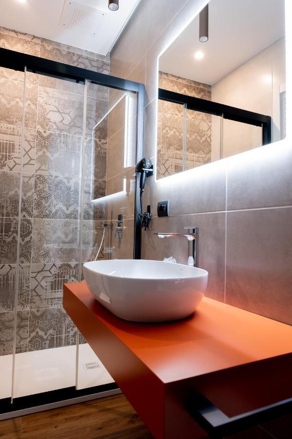Calvani23 Luxury House Bari Exterior foto